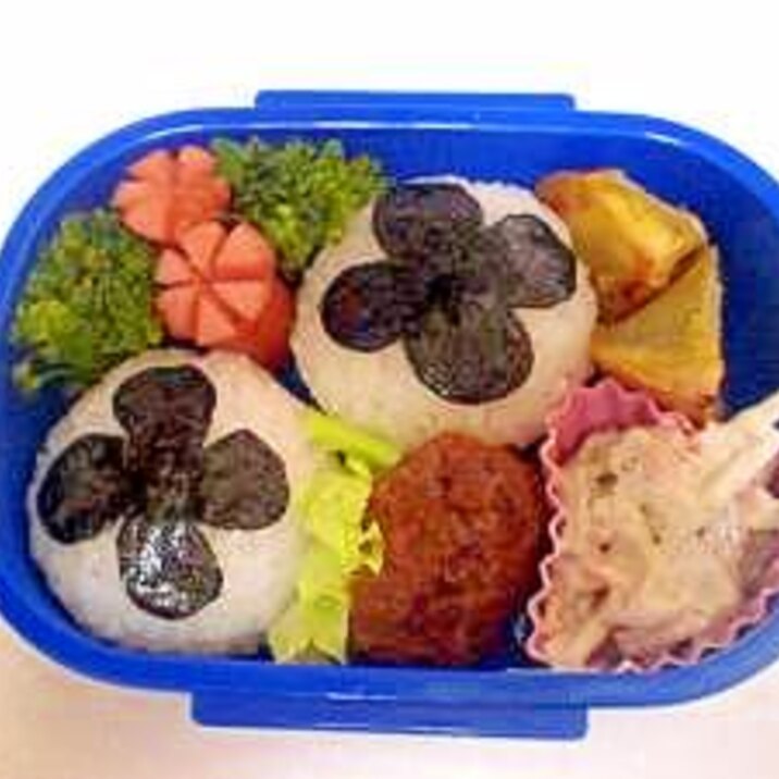 お花がいっぱい？お弁当